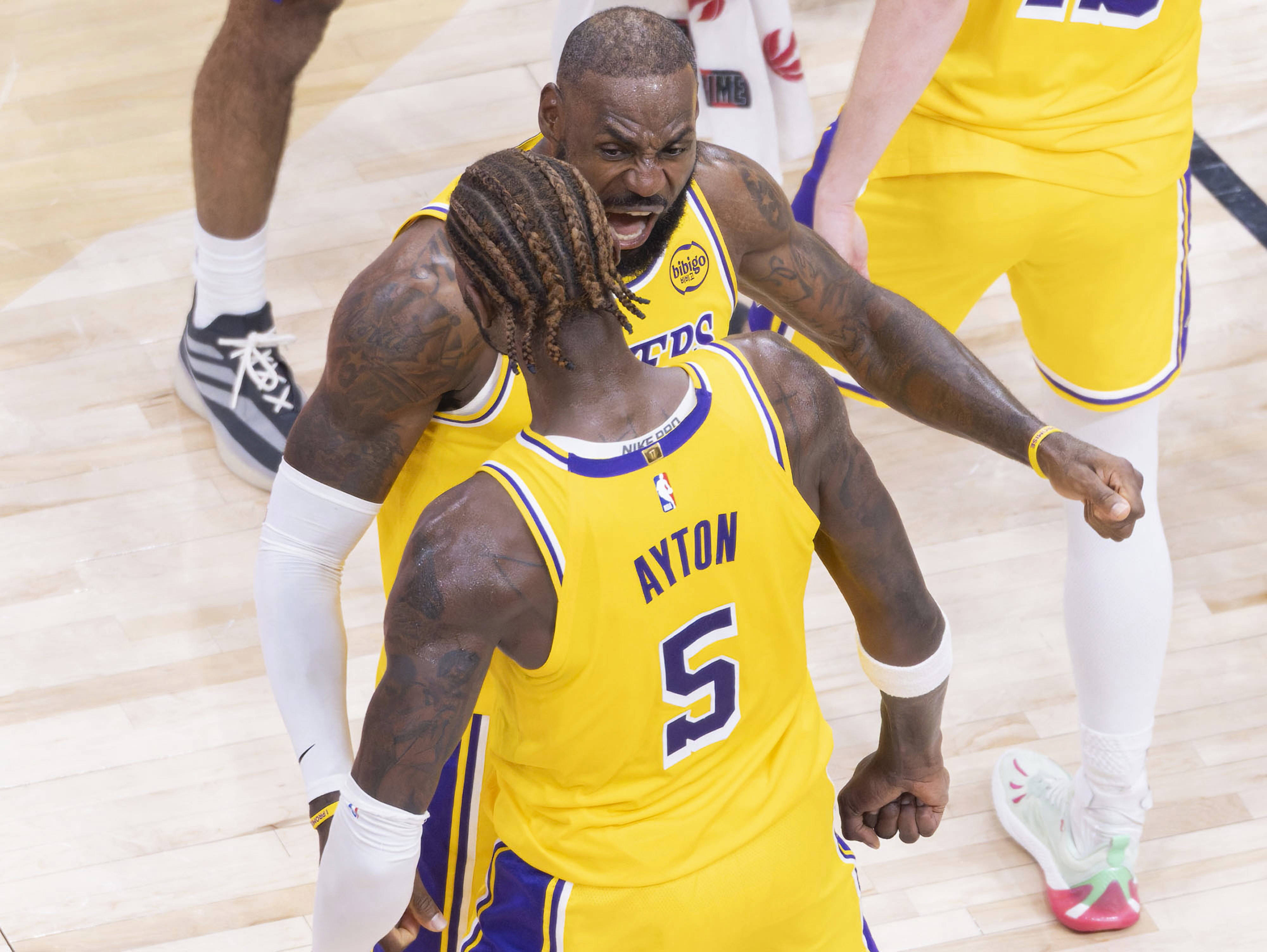 清晨NBA常规赛传出新动向，犹他爵士门线救险，管理层表态：引发热议，纪律约束更严格的简单介绍